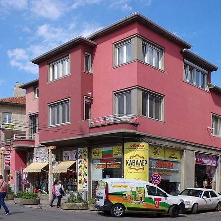Art Guesthouse Vintage Burgas Stad Buitenkant foto