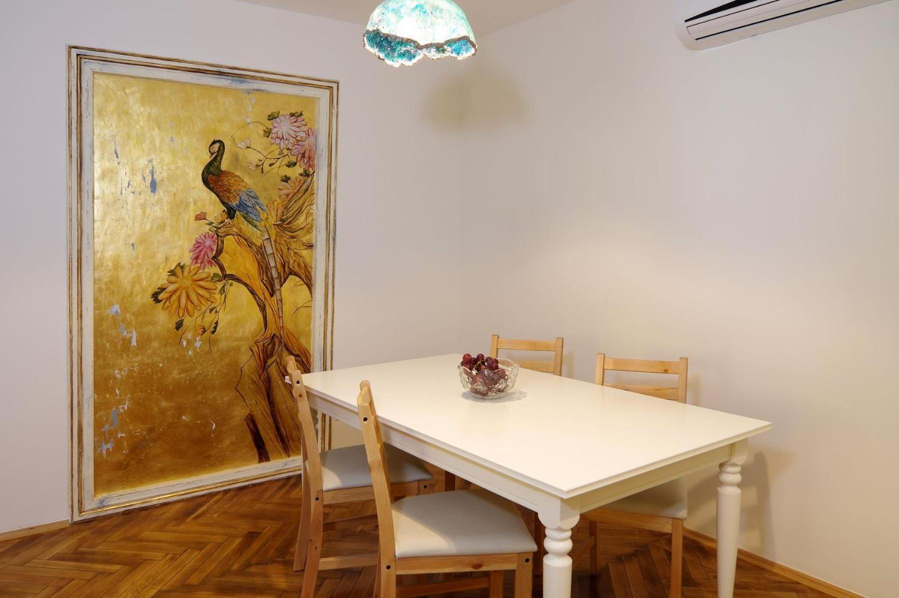 Art Guesthouse Vintage Burgas Stad Buitenkant foto