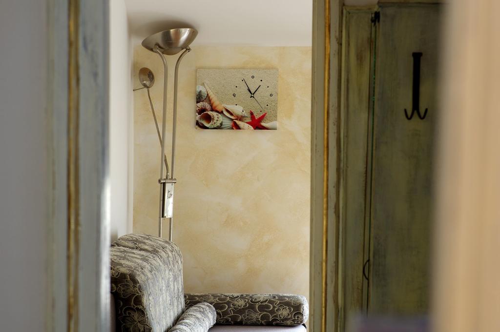 Art Guesthouse Vintage Burgas Stad Buitenkant foto